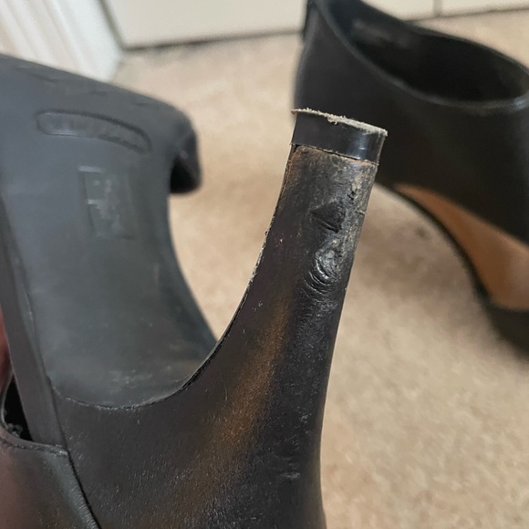 Aerosoles black heels size 8 M - Picture 9 of 10